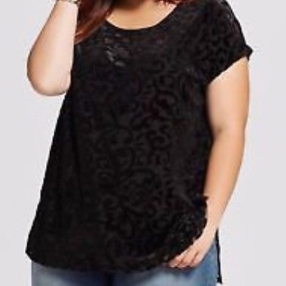 Ava & Viv Tops - Ava & Viv Top Size 3X Plus Size Velvet Burnout Lac